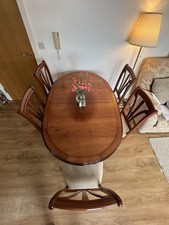 Extendable Dining Table and